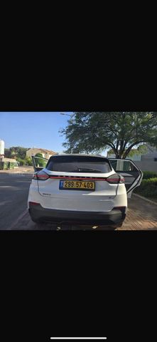 ג׳ילי Geometry C