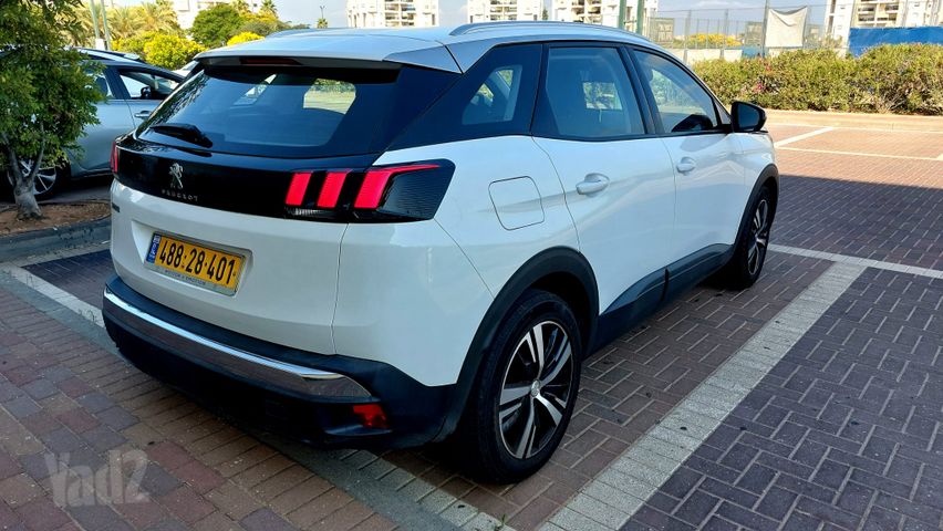 פיג'ו 3008