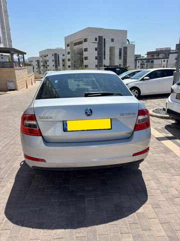 סקודה אוקטביה 