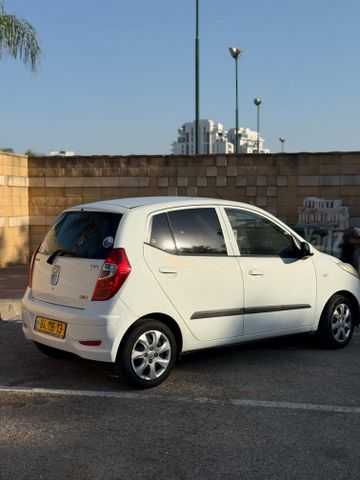 יונדאי i10