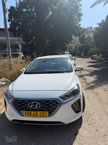 יונדאי איוניק