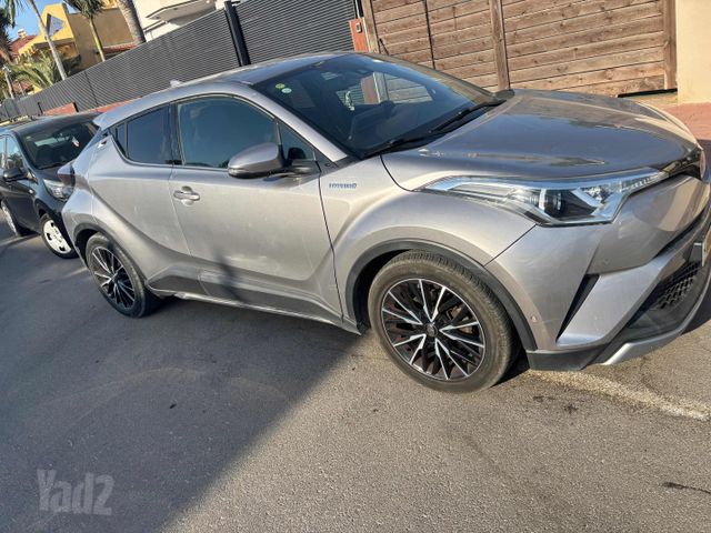 מודעת רכב טויוטה C-HR