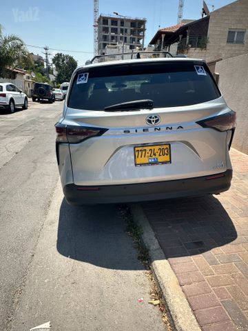 טויוטה סיינה