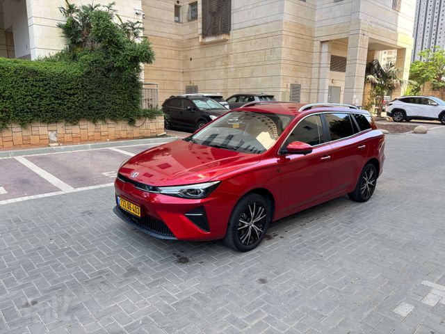 מודעת רכב אם ג'י MG5
