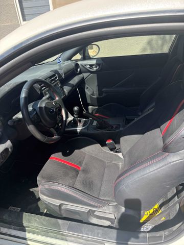 סובארו BRZ