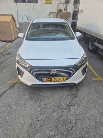 יונדאי איוניק