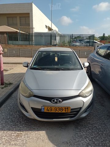 יונדאי i20