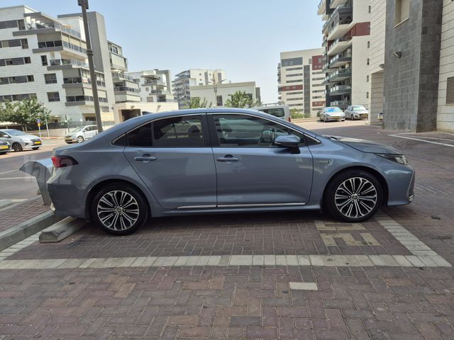 טויוטה קורולה