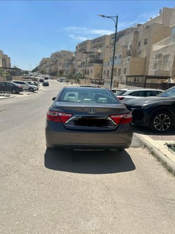 טויוטה קאמרי