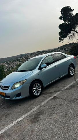 טויוטה קורולה