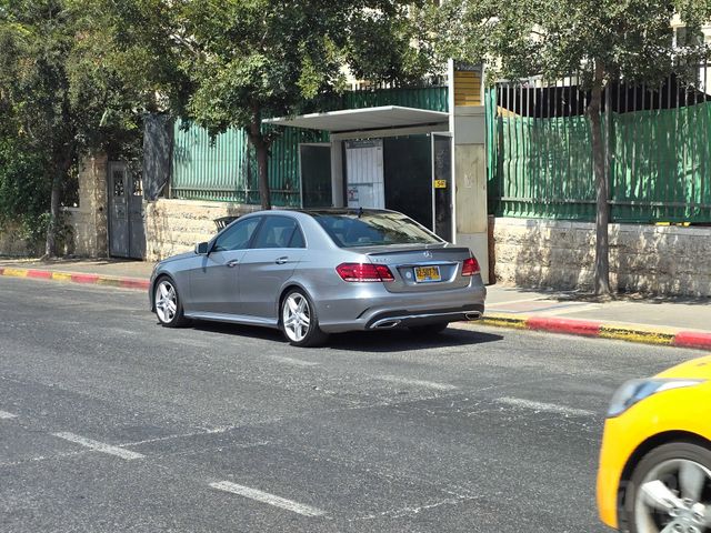 מרצדס-בנץ E-class