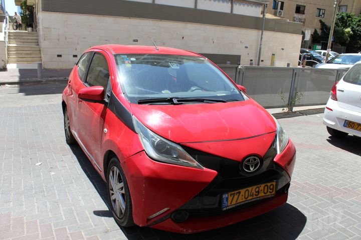 טויוטה אייגו