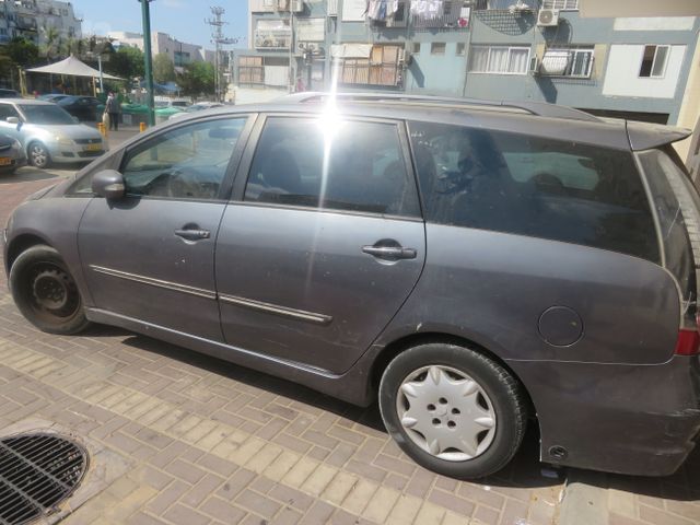 מיצובישי גרנדיס
