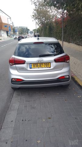 מודעת רכב יונדאי i20