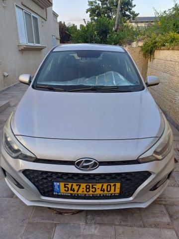 יונדאי i20