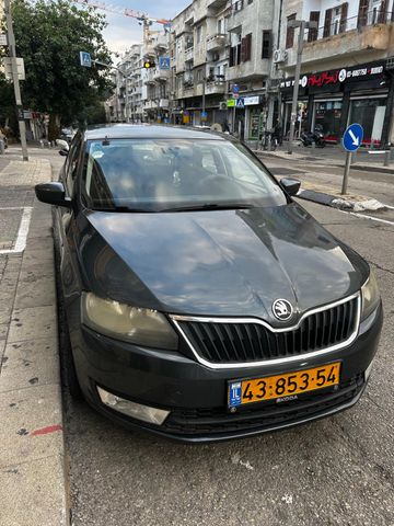 סקודה ראפיד