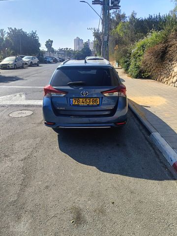 טויוטה אוריס