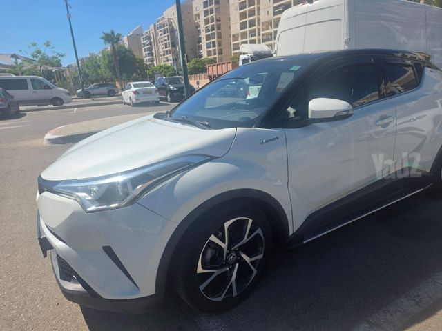 טויוטה C-HR