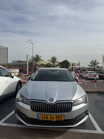 מודעת רכב סקודה סופרב