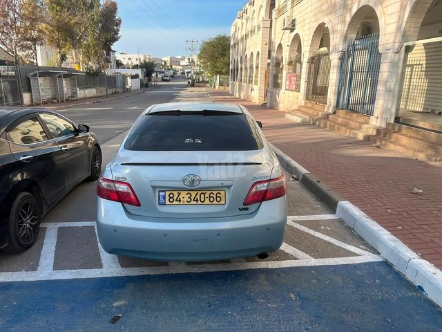 טויוטה קאמרי