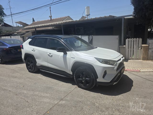 טויוטה C-HR