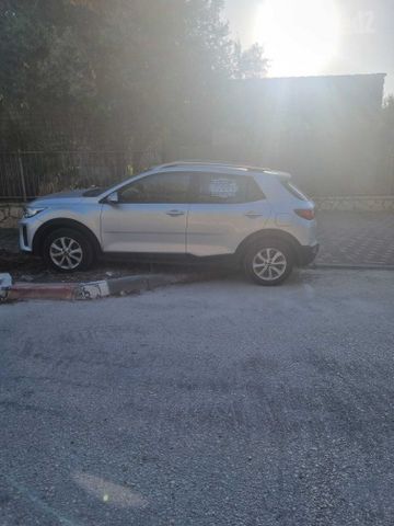 מודעת רכב קיה סטוניק