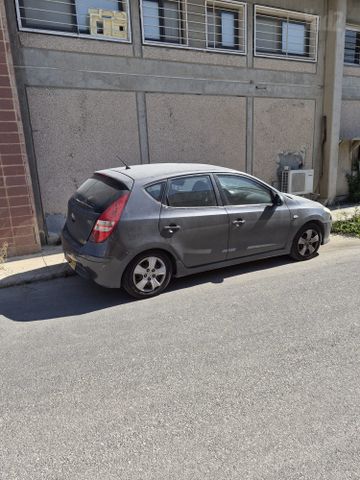 יונדאי i30