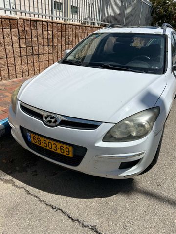 יונדאי i30