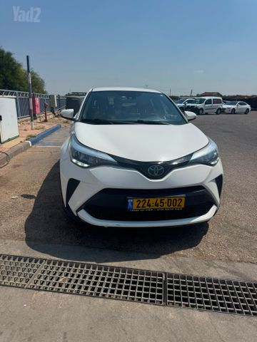 טויוטה C-HR