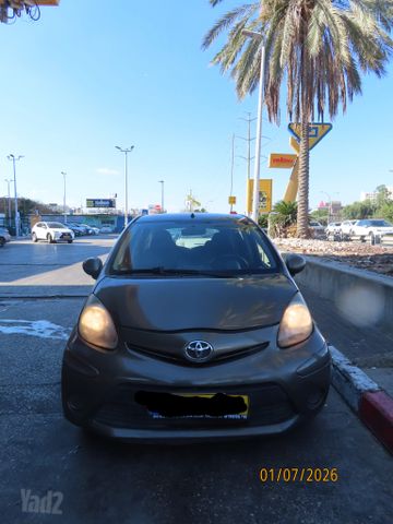 מודעת רכב טויוטה אייגו