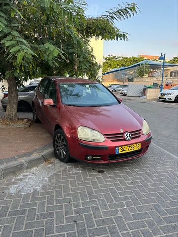 גולף Comfortline אוט׳ בנזין 5 דל 2.0 (150 כ״ס)