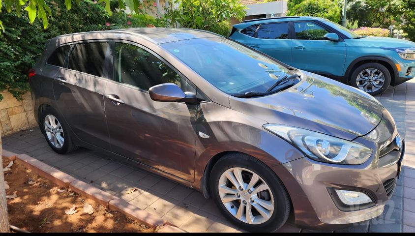 יונדאי i30
