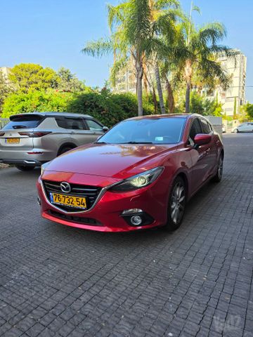 מאזדה 3