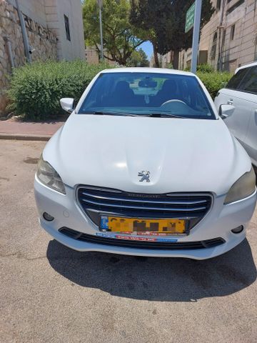 פיג'ו 301