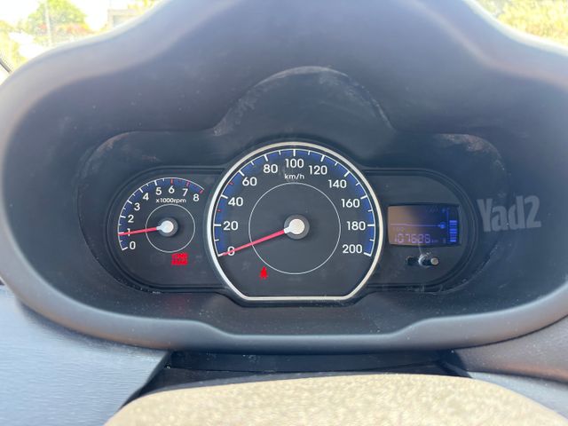 יונדאי i10