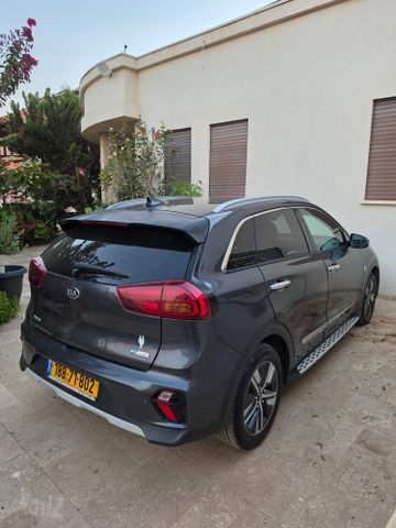 קיה נירו