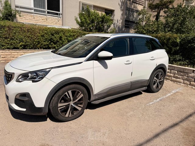 פיג'ו 3008