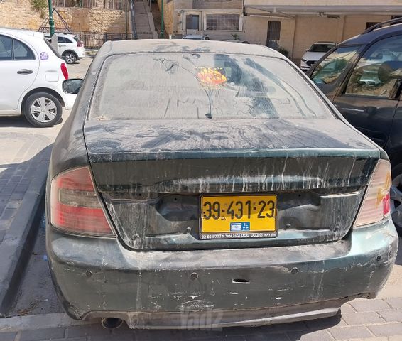 סובארו B4/לגאסי