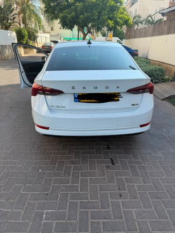 סקודה אוקטביה