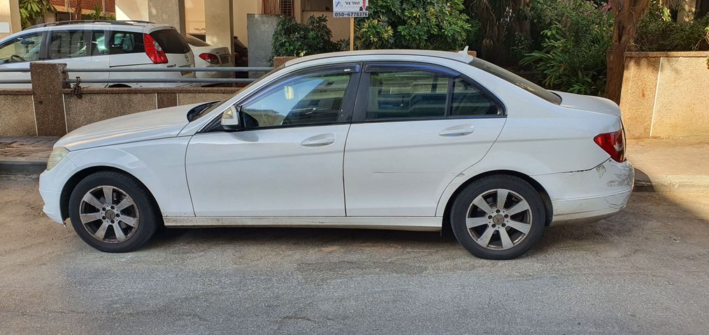 מרצדס-בנץ C-class