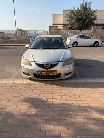 מודעת רכב מאזדה 3