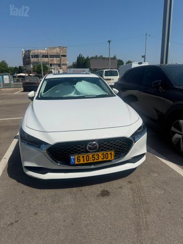 מאזדה 3