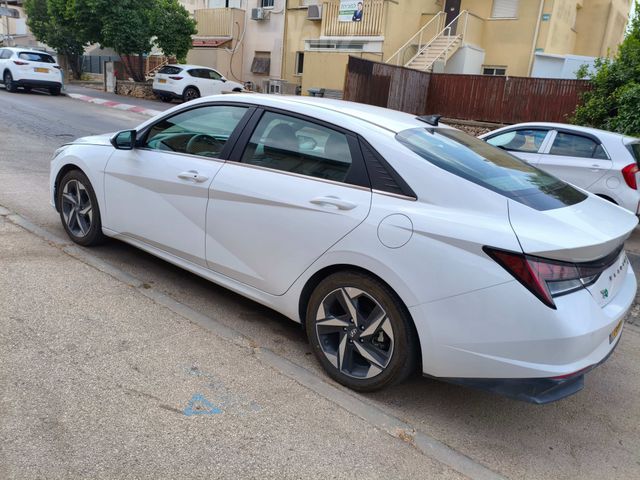 יונדאי אלנטרה
