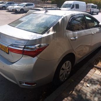 מודעת רכב טויוטה קורולה