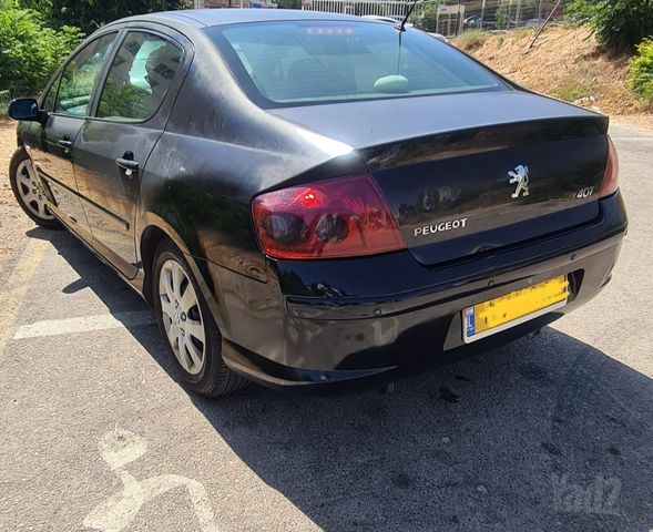 פיג'ו 407