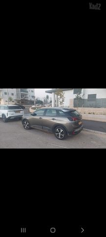 פיג'ו 3008