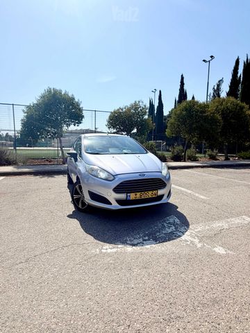 מודעת רכב פורד פיאסטה
