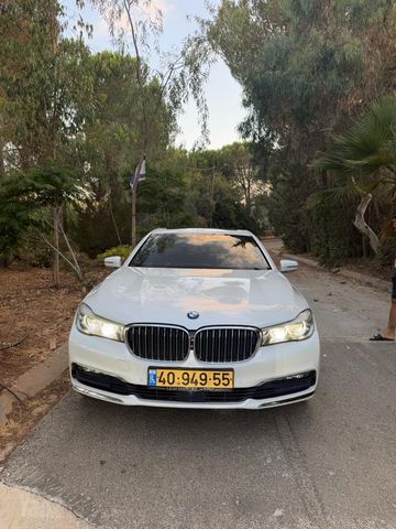 מודעת רכב ב מ וו סדרה 7