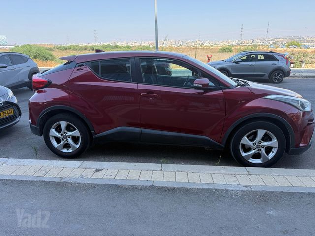 טויוטה C-HR