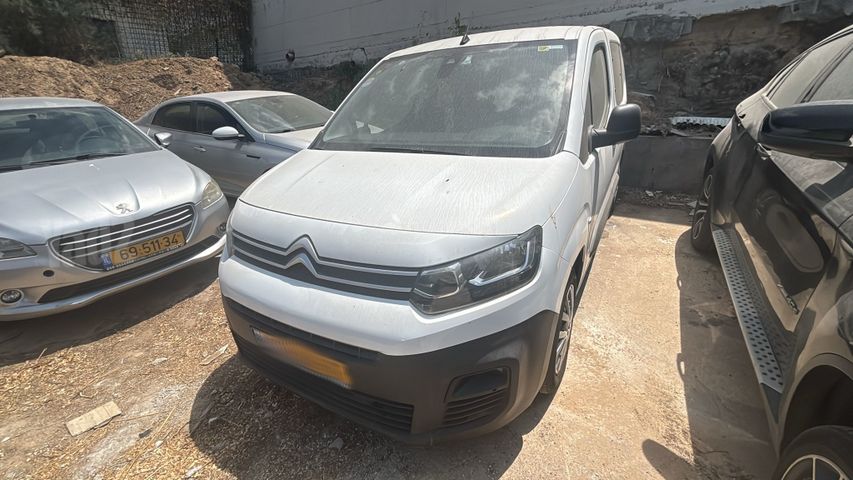 מודעת רכב סיטרואן ברלינגו